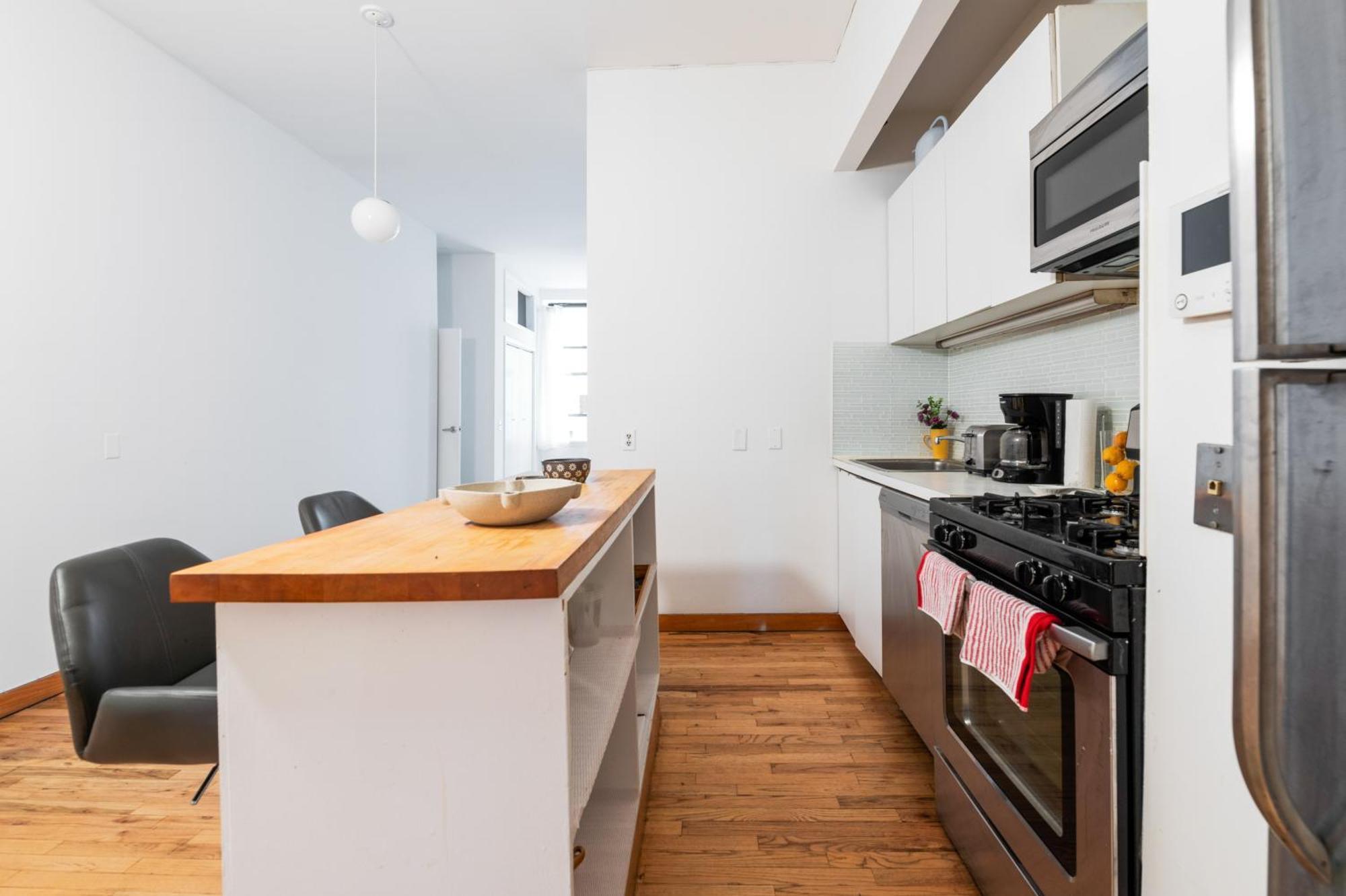 Xl Prime Tribeca Furnished Loft *
